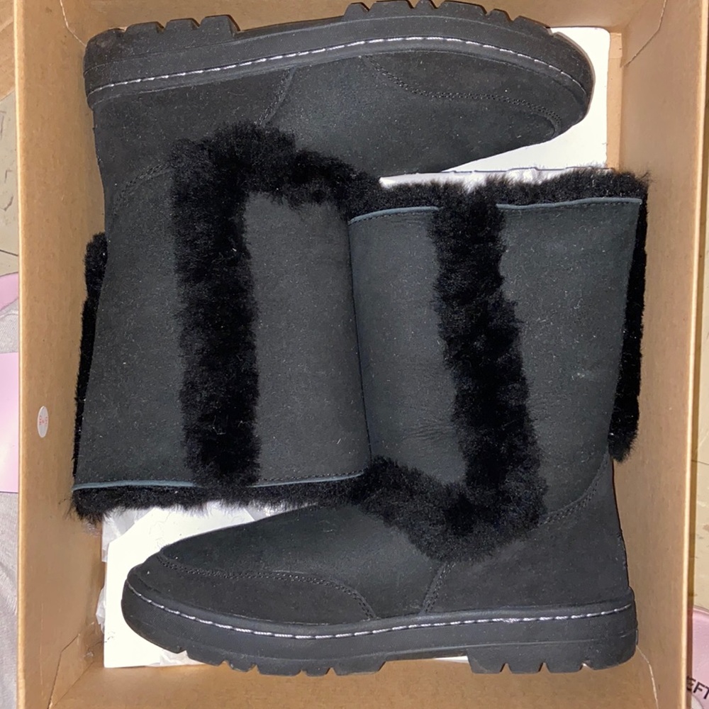 UGG Sundance Short II Revival Water-Resistant Boots SIZE 8 WOMENS